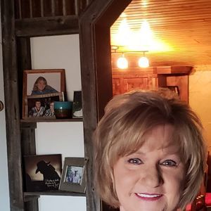 Meet your Posher, Paula